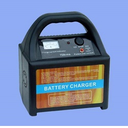 Nabíječka autobaterií 12V/24V 15A Hutermann HC1215