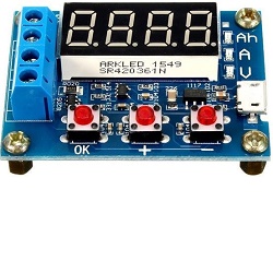 Tester článků a baterií měřič kapacity M463