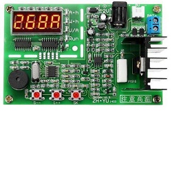 Tester článků, baterií a powerbank do napětí 8,5V