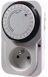 Spínací hodiny T350 mechanické, denní cyklus